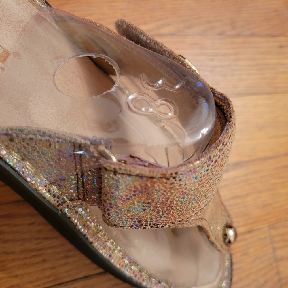 Alegria 38 Carina Sandals 8 Gold Holographic Thong Rocker Sole CAR-680 SAND DO'S - Picture 12 of 12